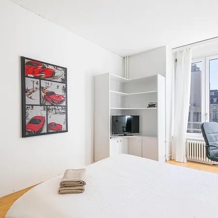 Simplon - And Self Check In Apartamento *