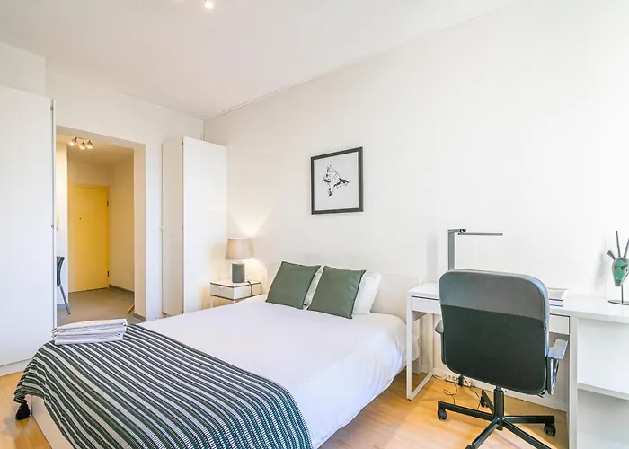 Apartamento Simplon - And Self Check In Lausana